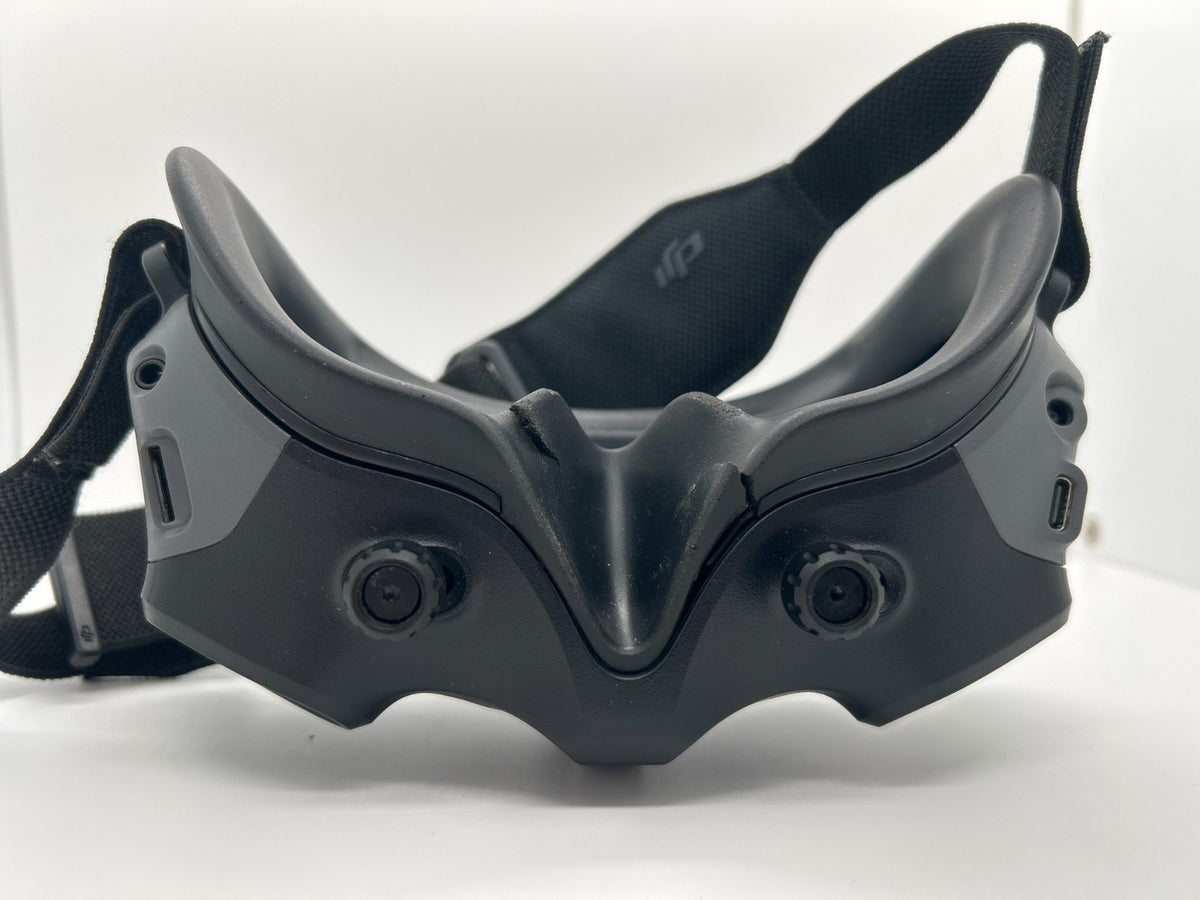 DJI Goggles 2 P/N RCDS18 for DJI Avata / FPV – Cosmetic Damage – Used