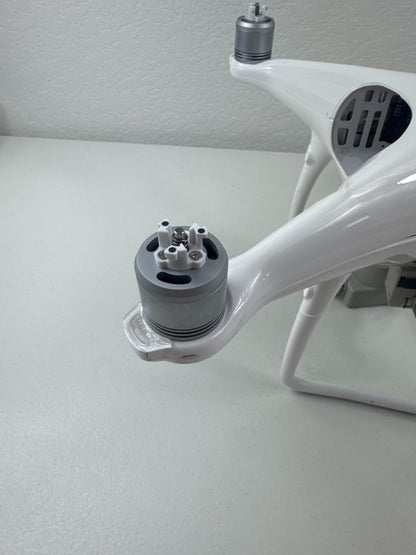 DJI Phantom 4 Pro V2.0 WM331S Drone Body w/ Camera – Crashed – White