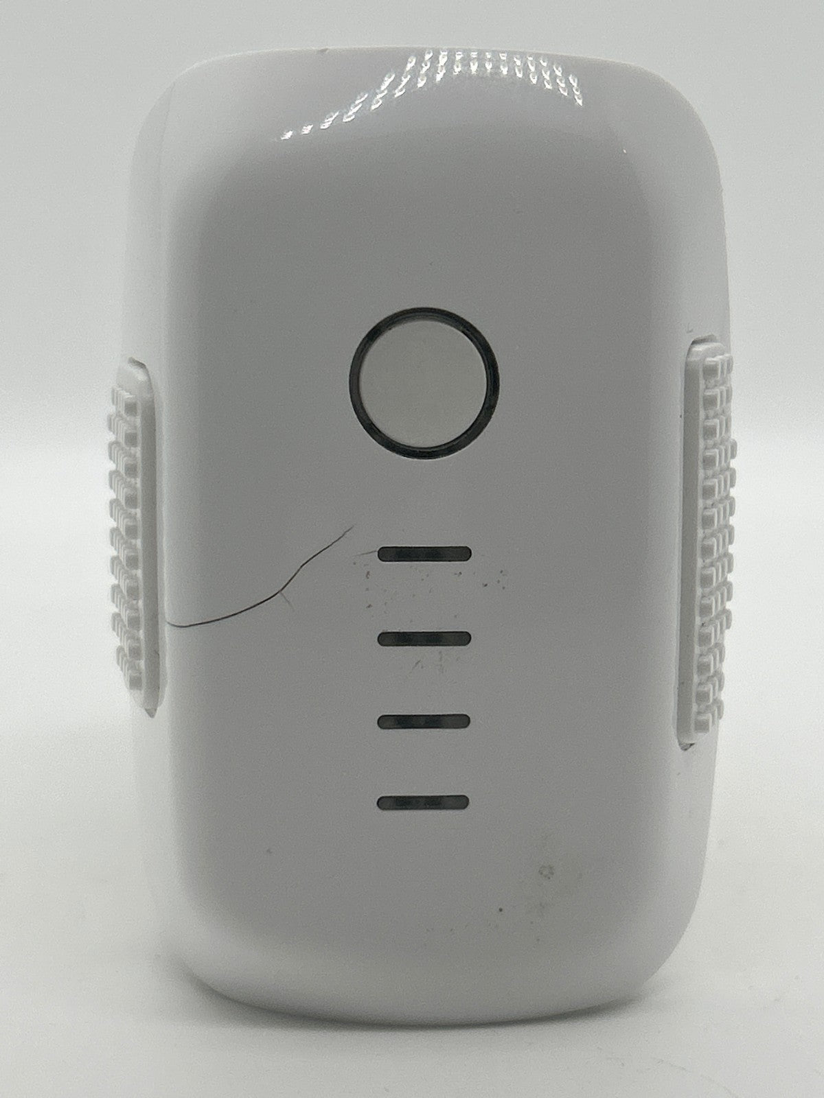 DJI Phantom 4 Intelligent Flight Battery 5870mAh – 73 Cycles – Cracked Top
