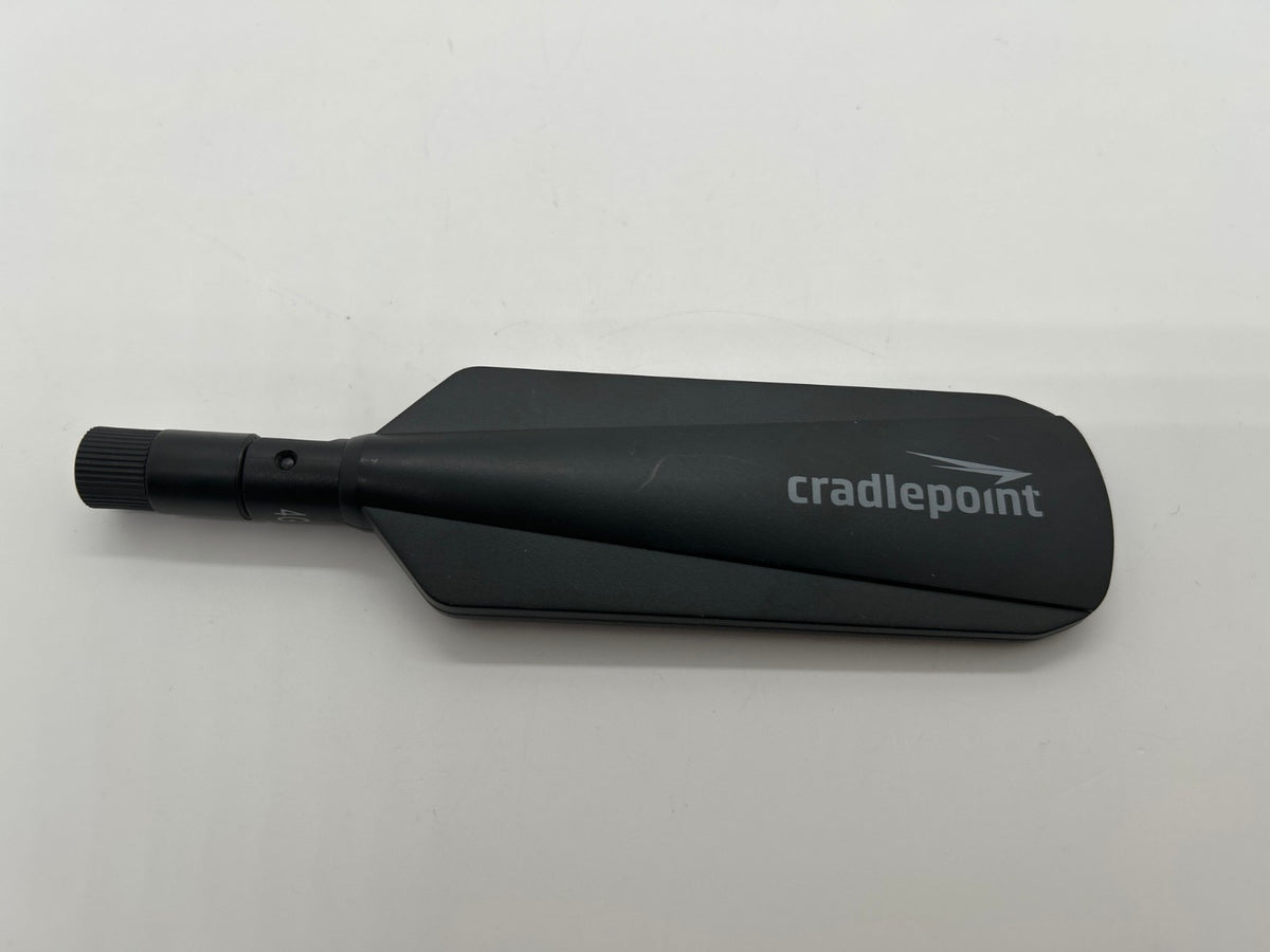 Cradlepoint IBR900LP6 LTE Wireless Router Bundle w/ AC Adapter & Antennas