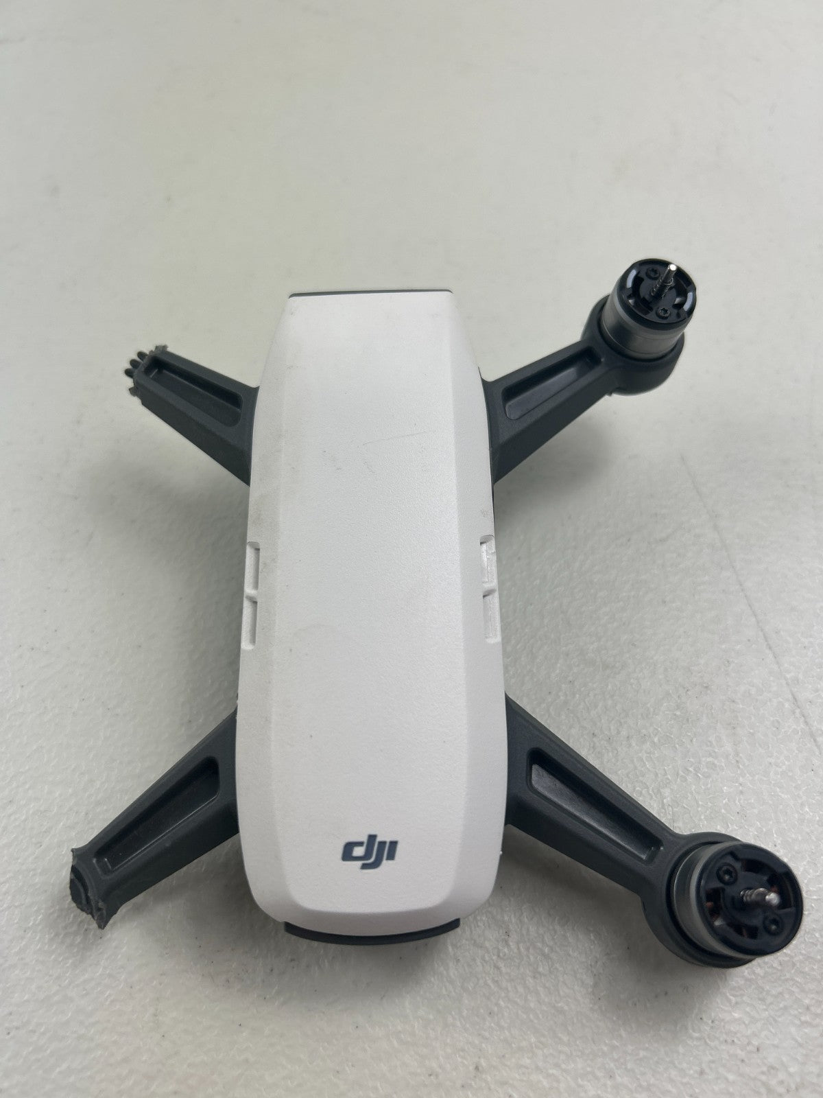 DJI Spark Replacement Drone Only (White) – Missing 2 Legs – Heavy Damage