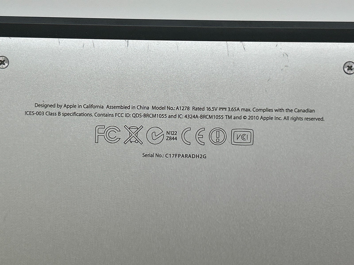 Apple MacBook Pro 13" A1278 Laptop - Won't Turn On - Untested For Parts Repair