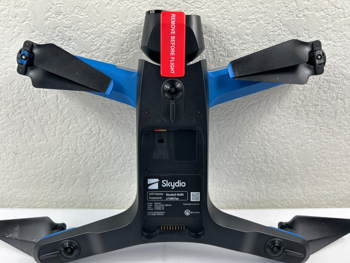 Skydio 2 Drone SDRC2V1 Bundle 2 Batteries MPP3 Controller Case Tested