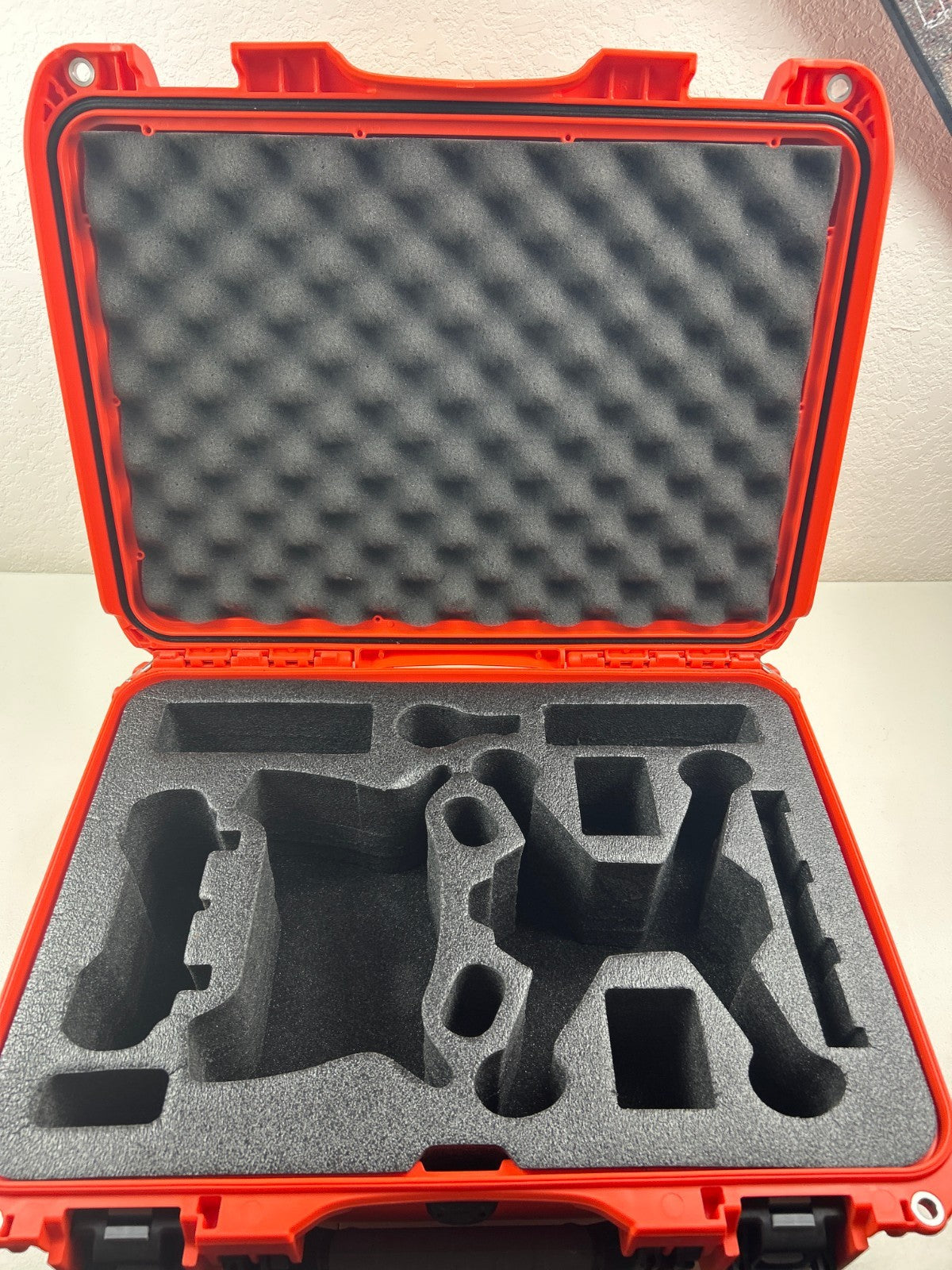 Nanuk 925 Waterproof Hard Case for DJI FPV Combo With Foam Insert