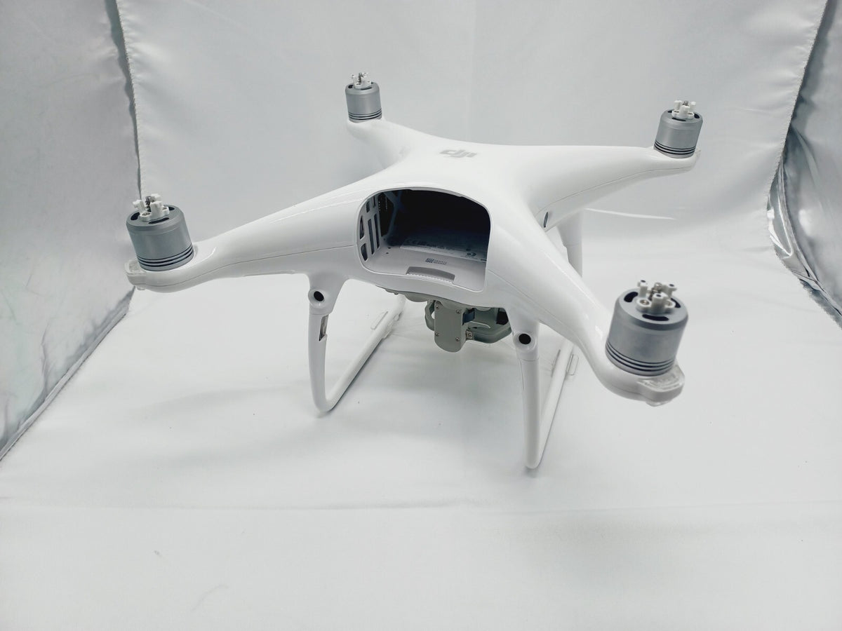 DJI Phantom 4 Pro 4K Camera Drone - White WM331A Bundle DRONE + CAMERA ONLY