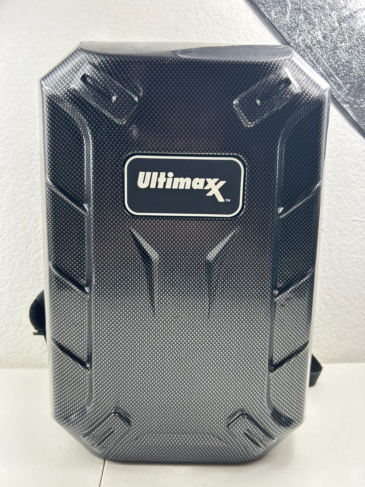 UltiMaxx Hardshell Carbon Fiber Backpack for DJI Phantom 4 / 4 Pro / Pro+ – Used