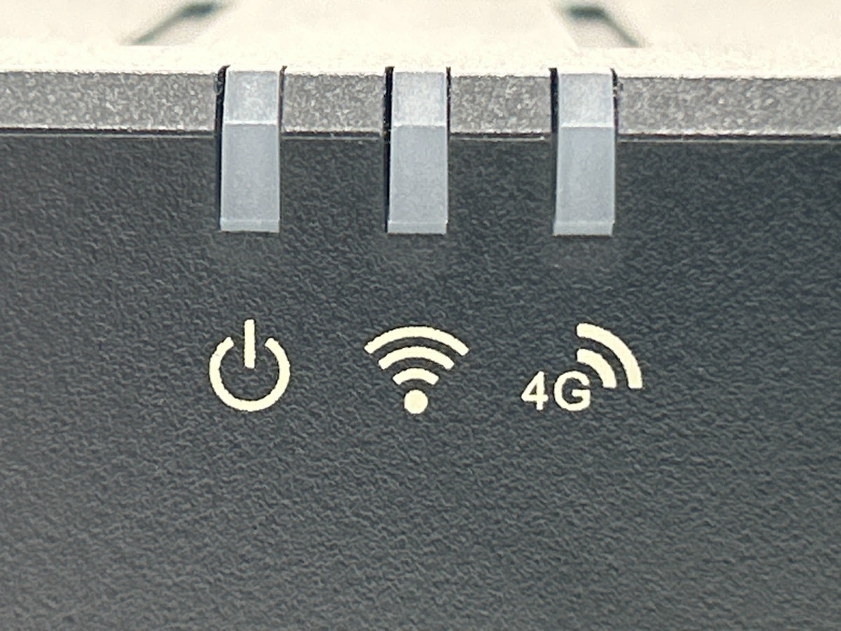 Cradlepoint E100-C4D 4G LTE Cellular Router Dual Band WiFi 1GbE Ethernet