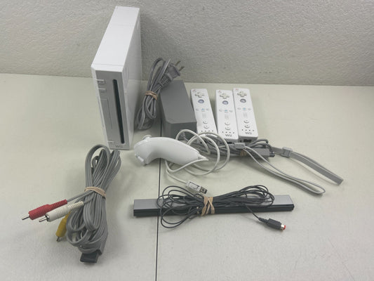 Nintendo Wii RVL-001 Console Bundle w/ 3 Remotes, Charger & Nunchuck – Used