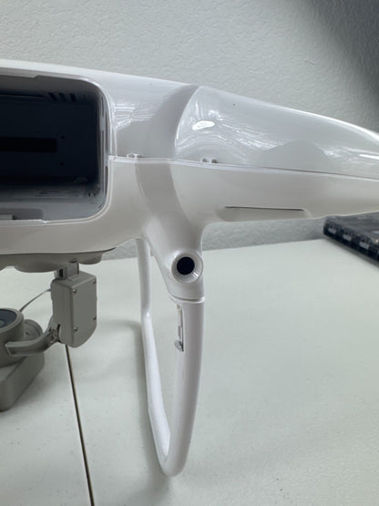 DJI Phantom 4 Pro V2.0 WM331S Drone Body w/ Camera – Crashed – White