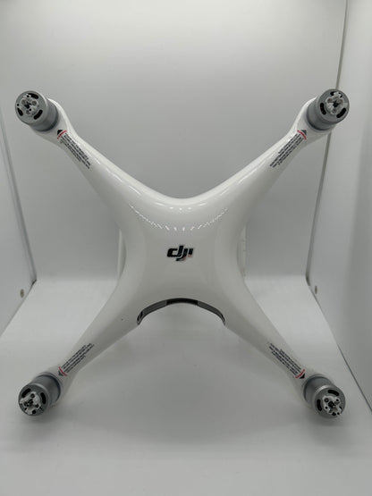 DJI Phantom 4 Pro Drone WM331A – Crashed – Busted Legs