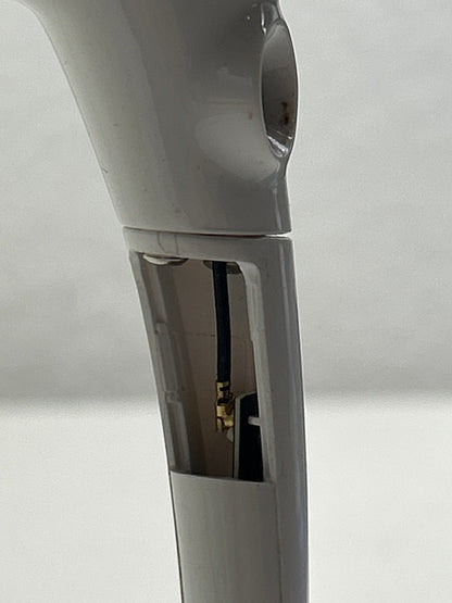 DJI Phantom 4 Pro WM331A 4K Drone – Broken Leg, Missing Camera Unit – For Parts