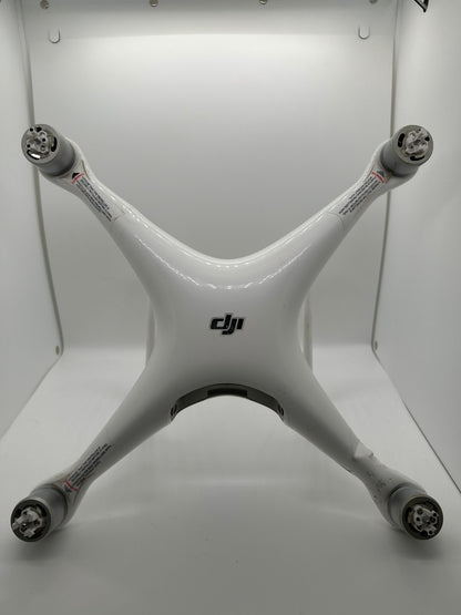 DJI Phantom 4 4K Drone WM330A – Right Arm Damaged – Missing Camera