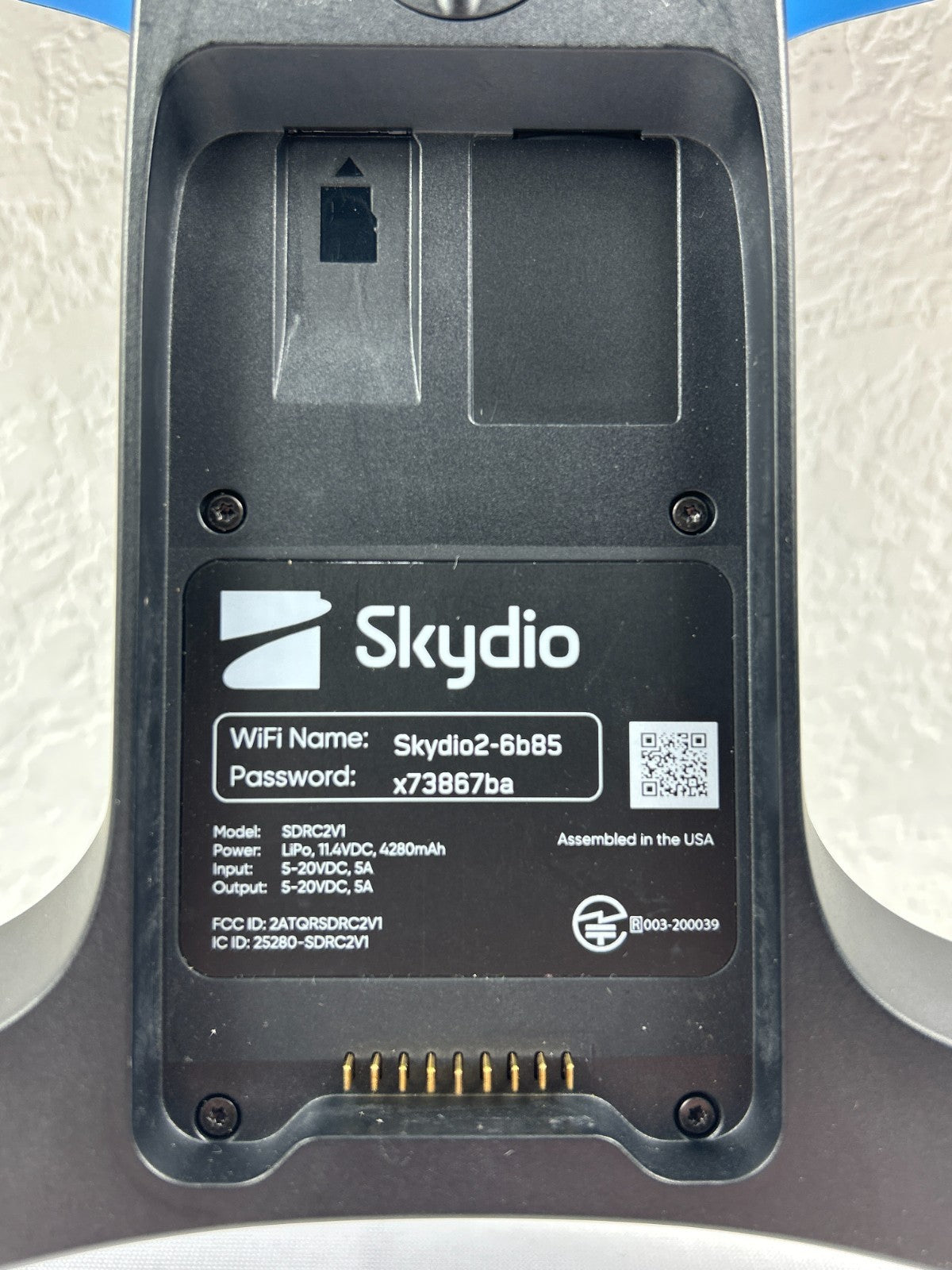 Skydio 2 Drone SDRC2V1 Bundle 2 Batteries MPP3 Controller Case Tested