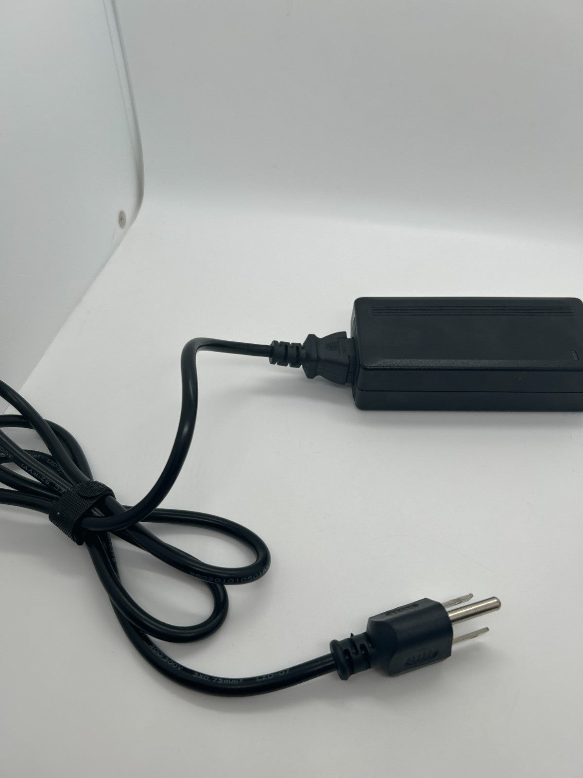 CWT Channel Well Technology AC/DC Adapter 2ABF060F 12V 5A Black Power Supply