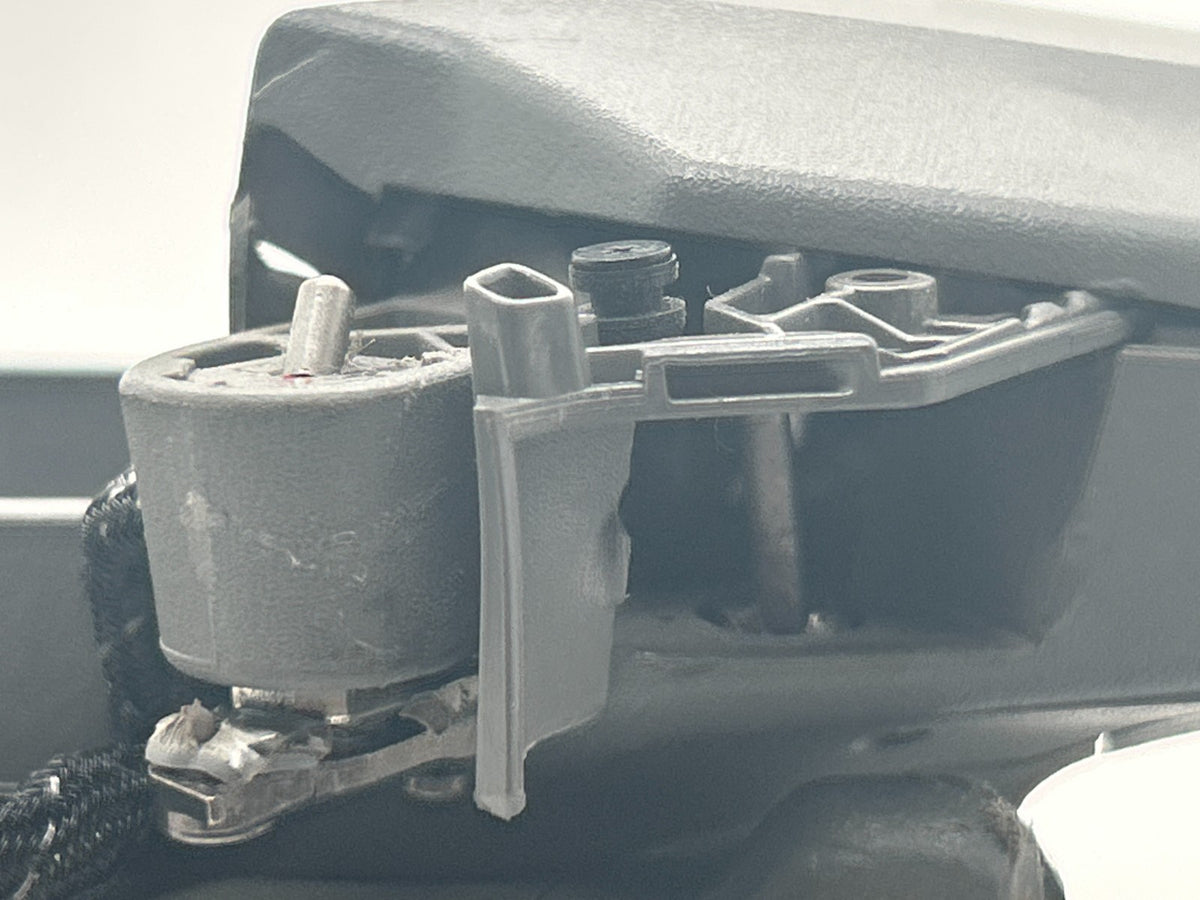 DJI Mavic 2 Zoom L1Z Drone Only - Damaged Parts - For Parts
