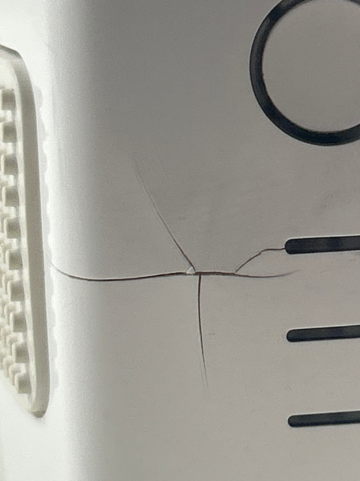 DJI Phantom 4 Intelligent Flight Battery PH4-5350mAh – 66 Cycles – Cracked Top
