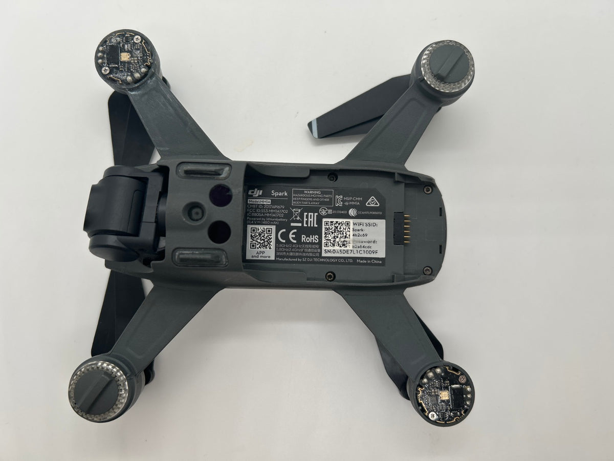 DJI Spark Drone White – Tested Working – Missing LEDS Caps - Used