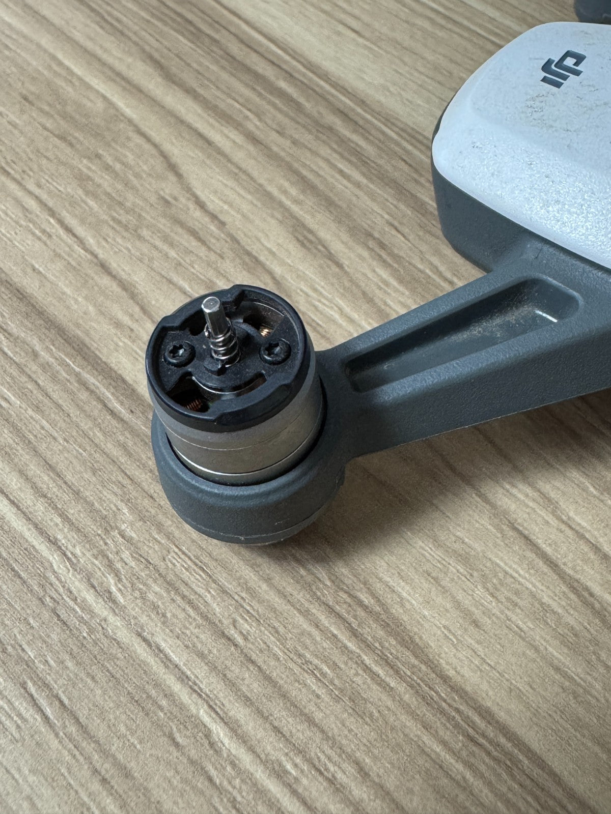 DJI Spark Drone White –Tested & Working Gimbal Camera – Cosmetic Stains – Used