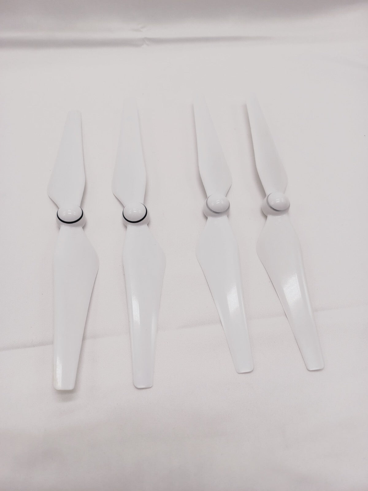4pcs 9450S Self-locking Propellers Propeller Blade Props for DJI Phantom 4 White