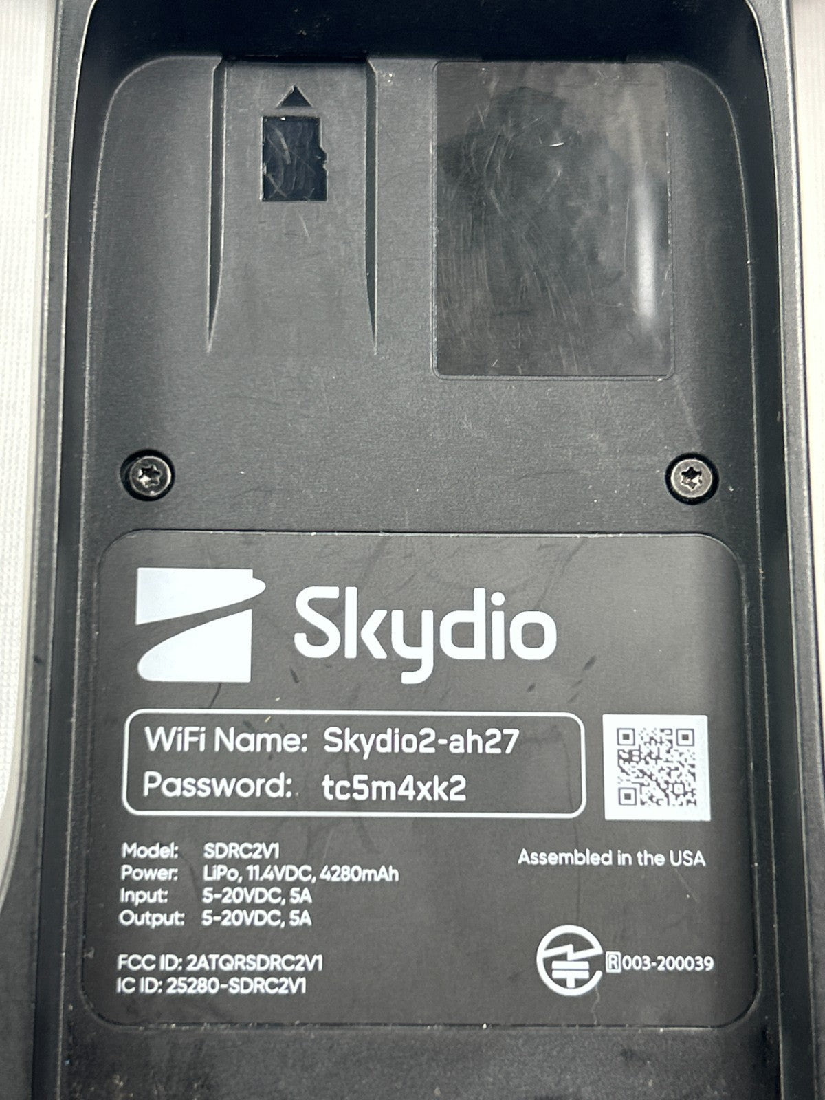 Skydio 2 SDRC2V1 Drone Bundle 2 Batteries Controller Tested Working