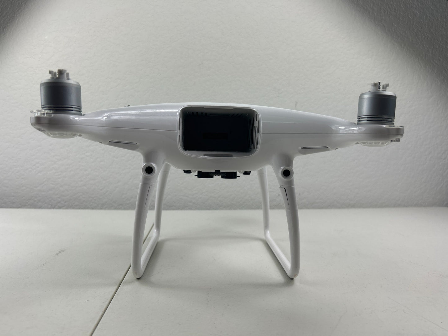 DJI Phantom 4 Pro WM331A 4K White Drone – Broken Leg & Missing Camera – For Part