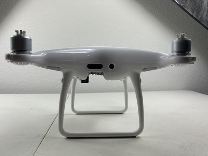 DJI Phantom 4 Pro WM331A 4K White Drone – Broken Leg & Missing Camera – For Part