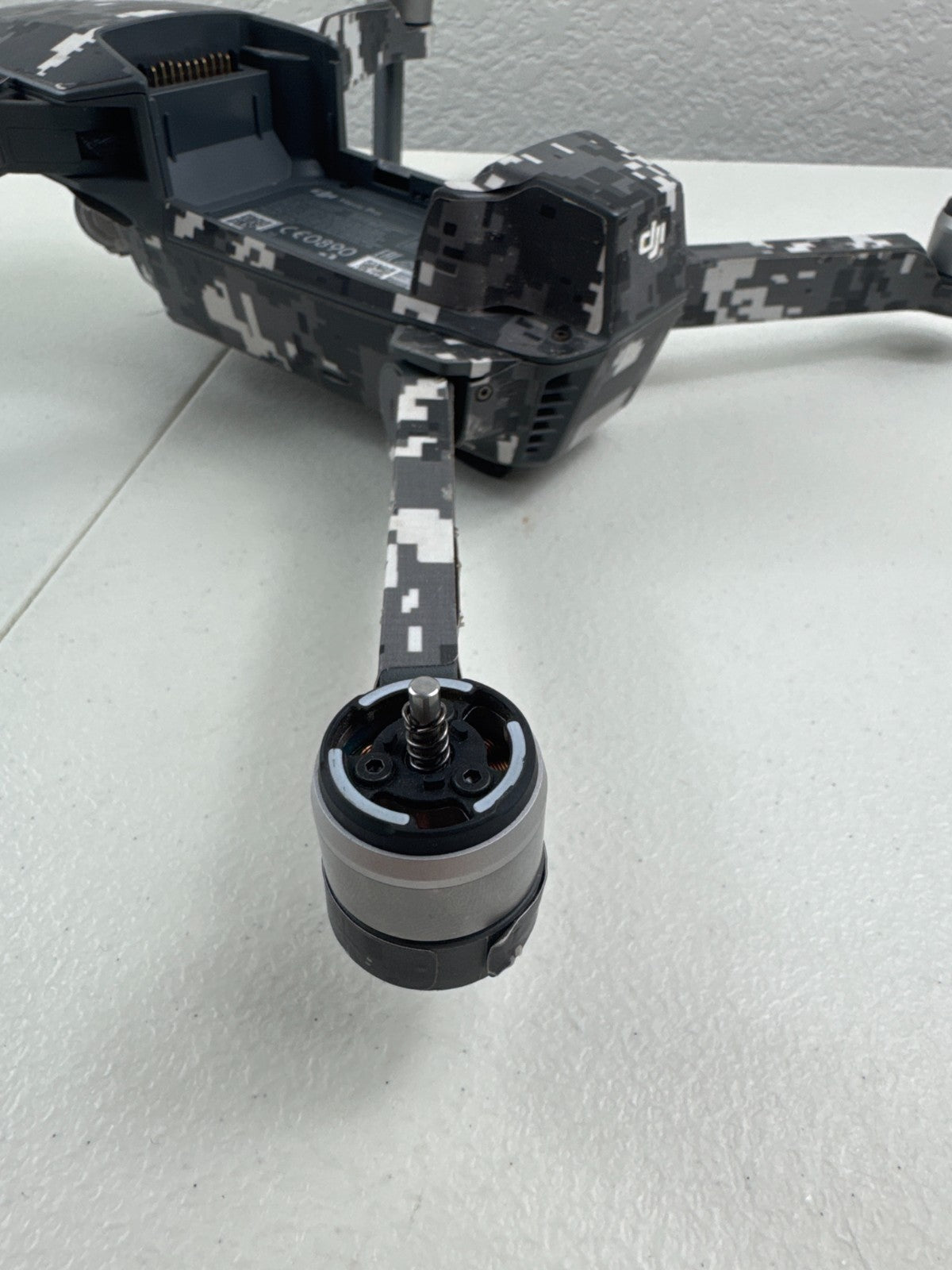 DJI Mavic Pro (M1P) Drone – Digital Camo – Sensor Error – Broken Leg – For Parts