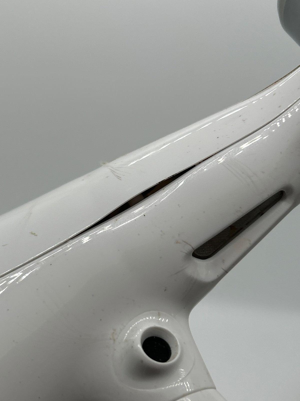DJI Phantom 4 4K Drone WM330A – Right Arm Damaged – Missing Camera