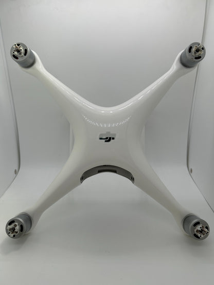 DJI Phantom 4 Pro WM331A 4K Drone Body Only – Cracked Rear Right Leg – No Camera