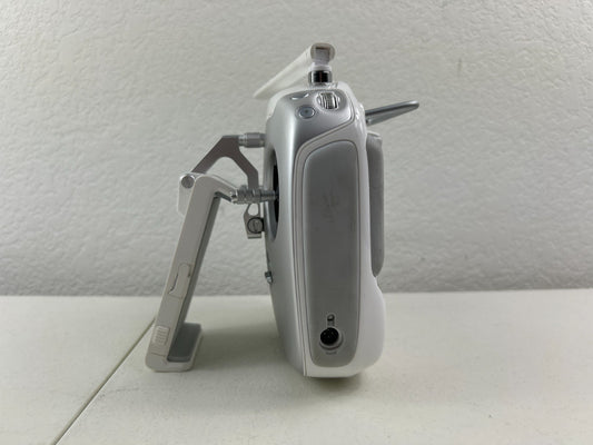 DJI Inspire 1 Remote Controller P/N GL658A -Broken Antenna