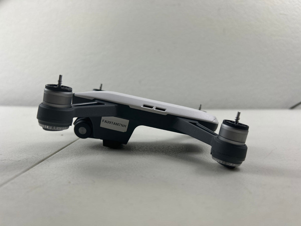 DJI Spark Replacement Drone White – Gimbal Defective, Cover Crack