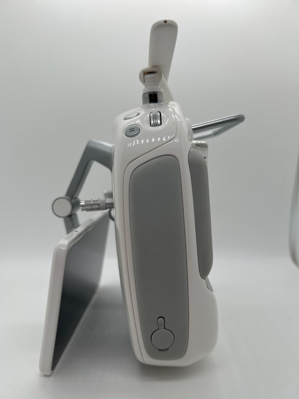 DJI Phantom 4 Pro+ Plus - GL300E Remote Controller - Will not Pair - For Parts