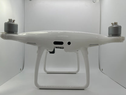 DJI Phantom 4 Pro WM331A 4K Drone Body Only – Cracked Rear Right Leg – No Camera