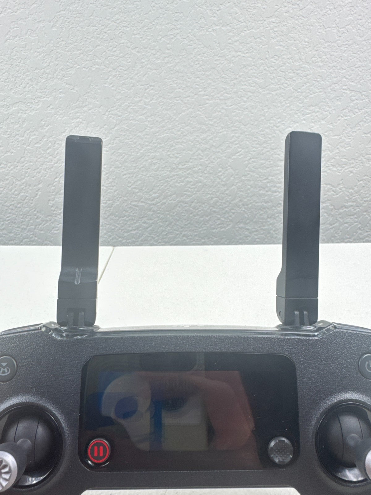 DJI Mavic Pro Remote Controller GL200A – Damaged Micro USB Port – For Parts