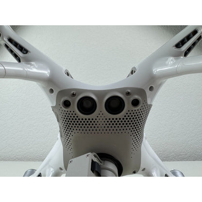 DJI Phantom 4 Pro 4K Camera Drone - White WM331A Bundle DRONE + CAMERA ONLY
