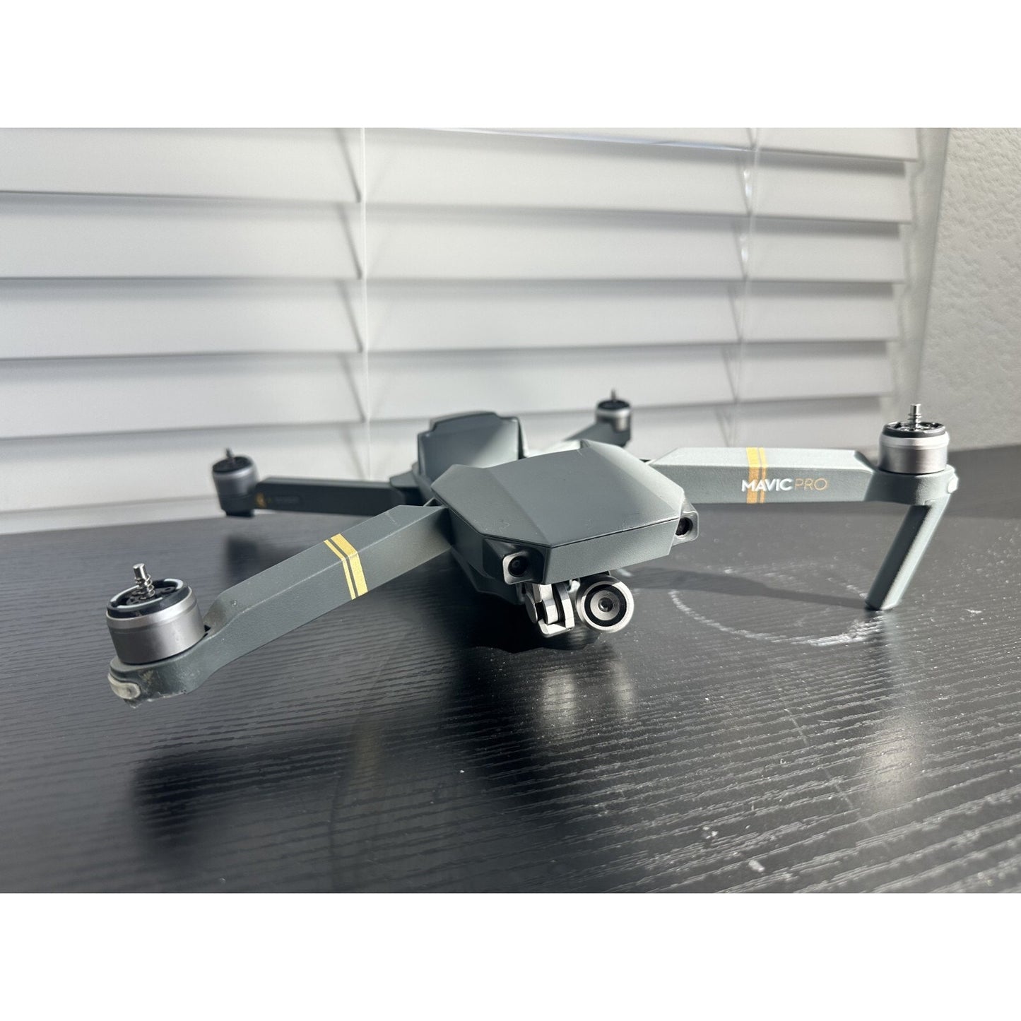 DJI Mavic Pro (M1P) Replacement Aircraft Body - Broken Camera & Front Leg