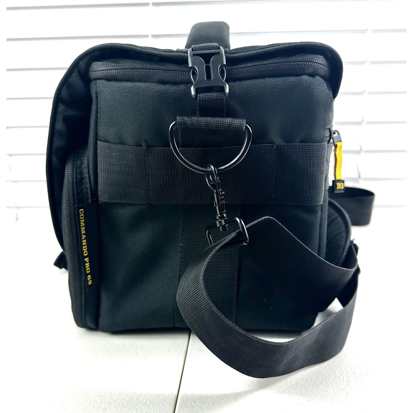 Ruggard Commando Pro 65 DSLR Shoulder Bag - Good Pre-Owned Condition