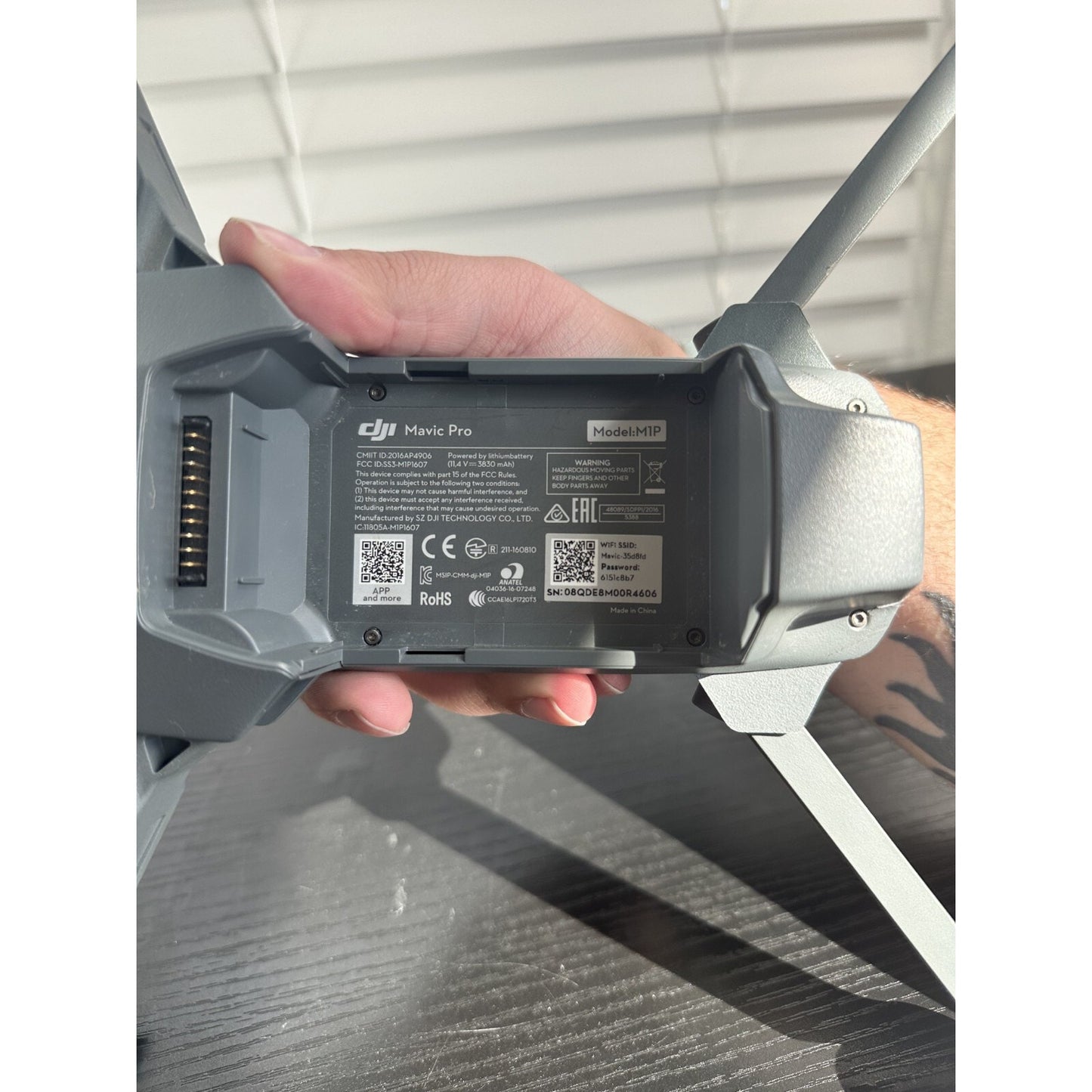 DJI Mavic Pro (M1P) Replacement Aircraft Body - Broken Camera & Front Leg